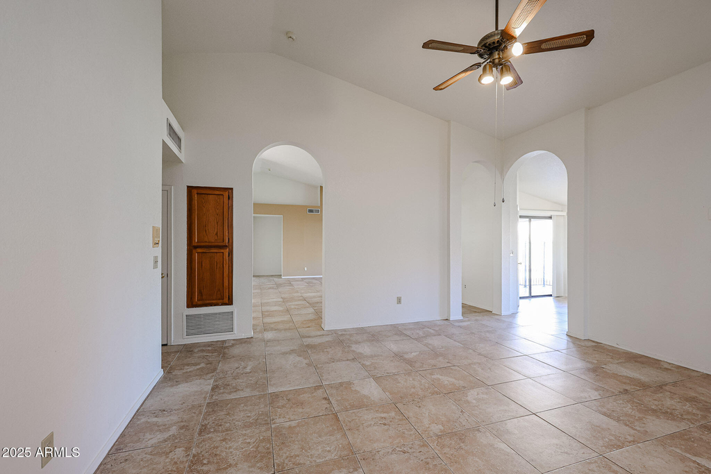 6910 W Kimberly Way - Photo 11