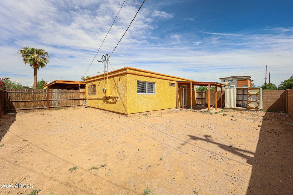 1233 E Henry Street - Photo 26