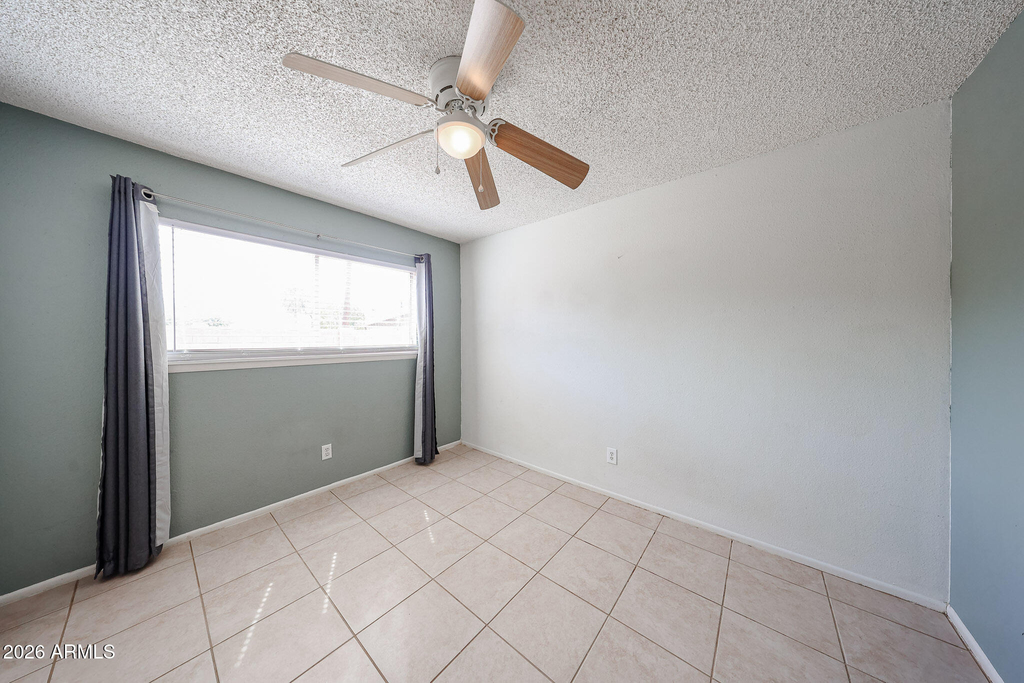 1233 E Henry Street - Photo 14