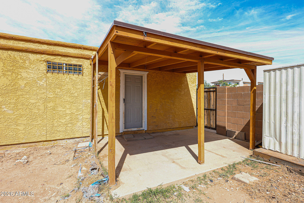 1233 E Henry Street - Photo 25