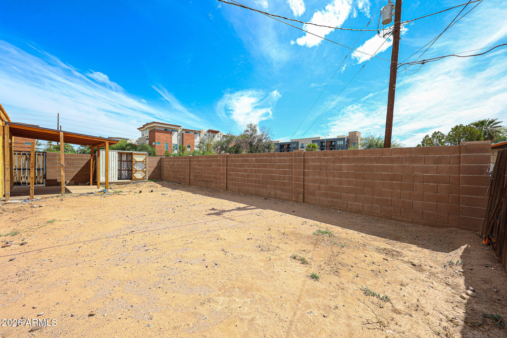 1233 E Henry Street - Photo 27
