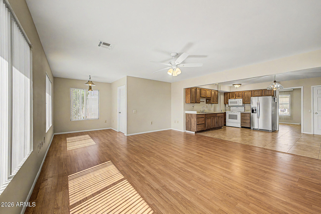17602 N Foothills Drive - Photo 7