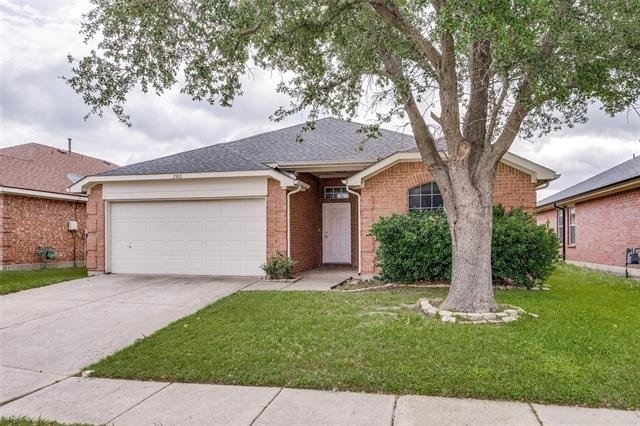 202 Trenton Drive - Photo 1