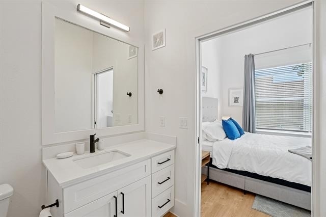 6418 Maple Avenue - Photo 10