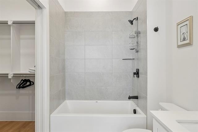 6418 Maple Avenue - Photo 12