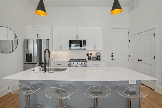6418 Maple Avenue - Photo 2