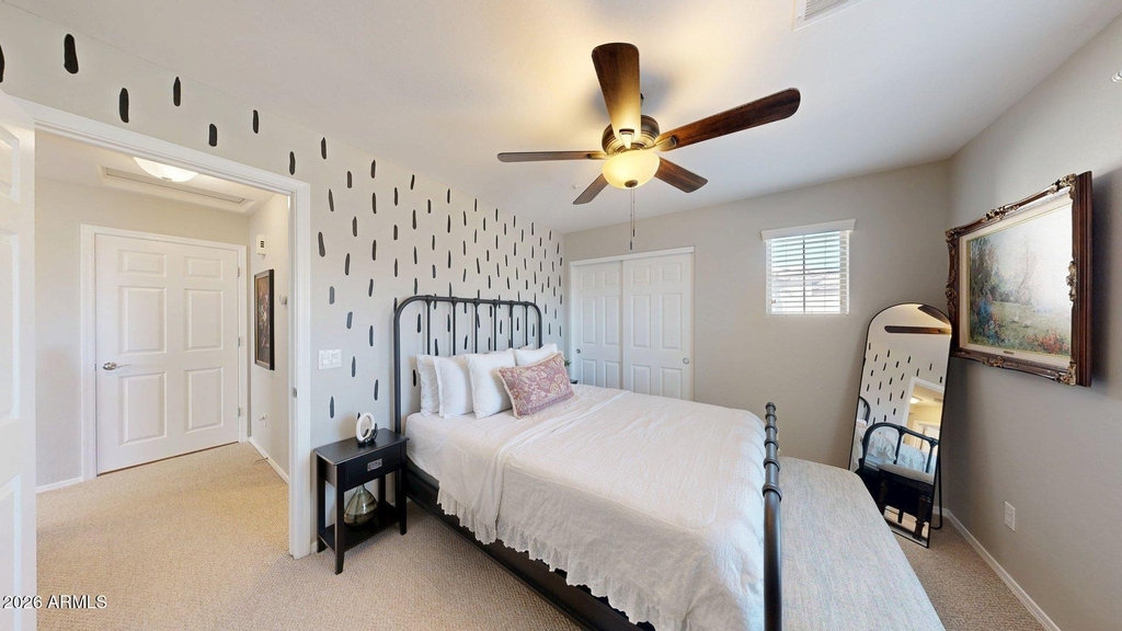 3272 E Meadowview Drive - Photo 27