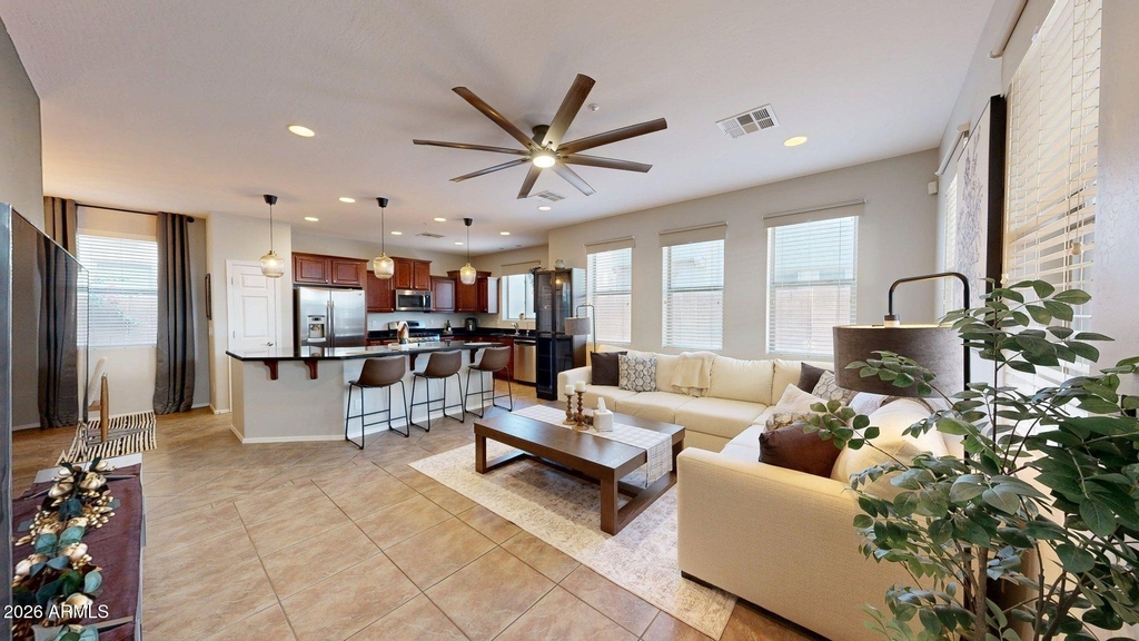 3272 E Meadowview Drive - Photo 16
