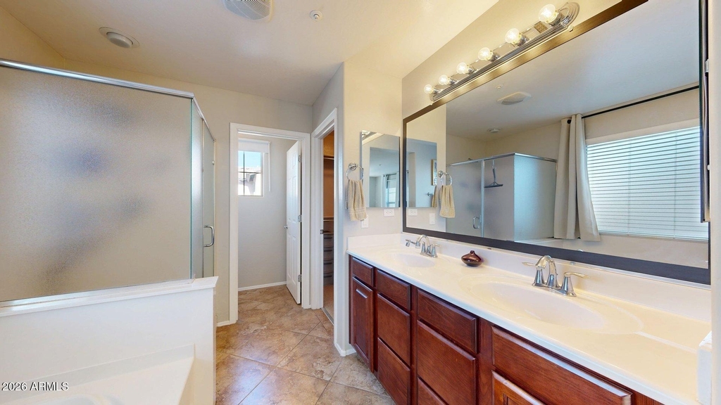 3272 E Meadowview Drive - Photo 21