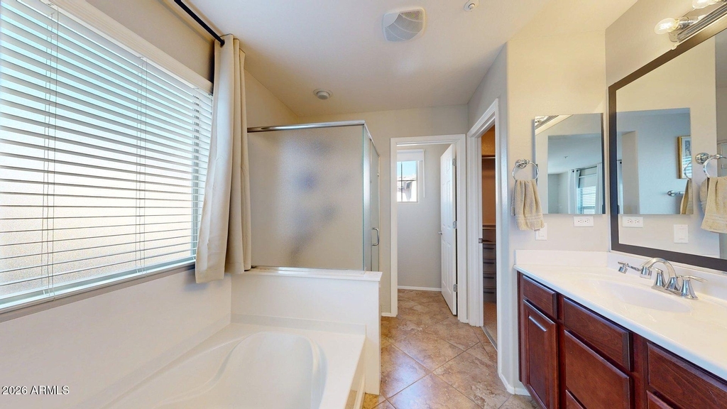3272 E Meadowview Drive - Photo 20