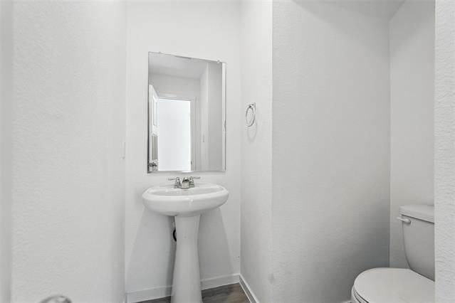 925 Grebe Drive - Photo 3