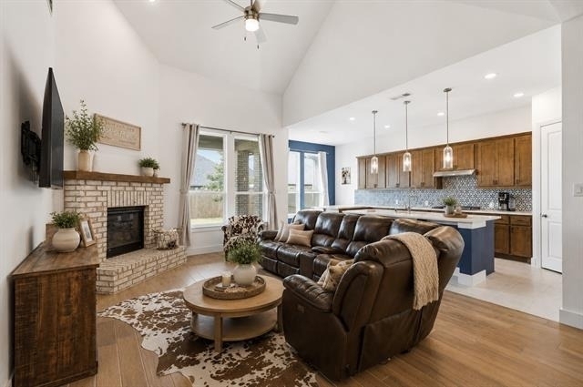 515 Landon Way - Photo 5