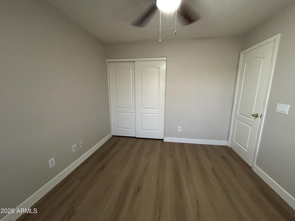 434 E Chicory Place - Photo 5