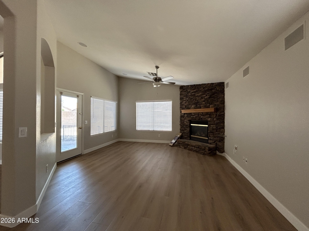 434 E Chicory Place - Photo 12