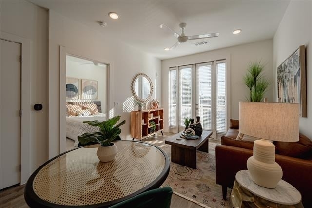 105 S Bishop Avenue - Photo 2