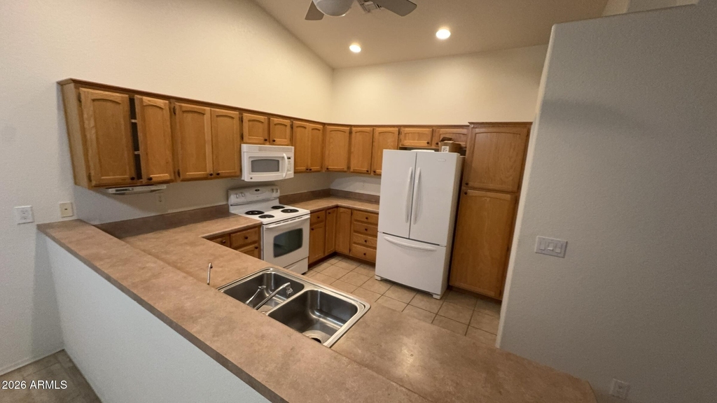 11543 E Milagro Avenue - Photo 4