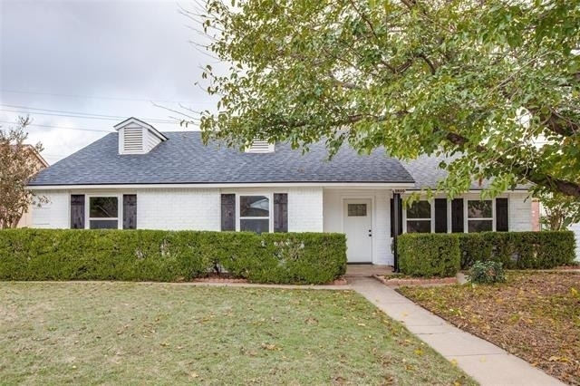 2605 Western Drive - Photo 0