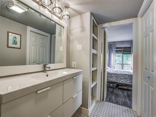 4303 Buena Vista Street - Photo 10