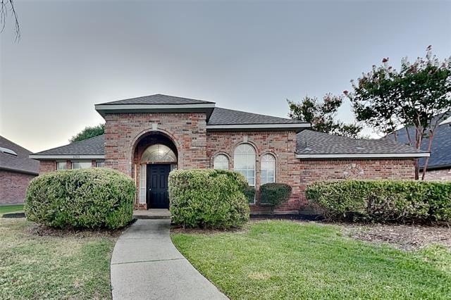 6704 Catalpa Trail - Photo 0