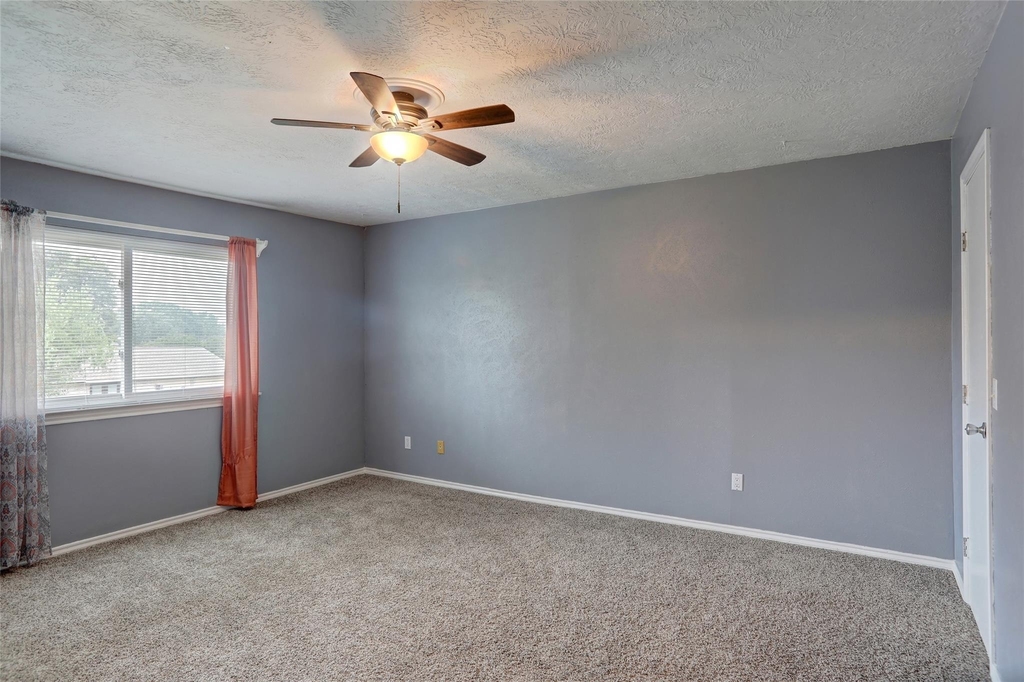 2102 Apollo Road - Photo 18