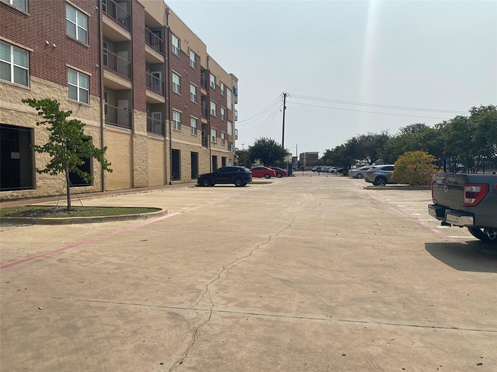 1100 W Trinity Mills Road - Photo 37