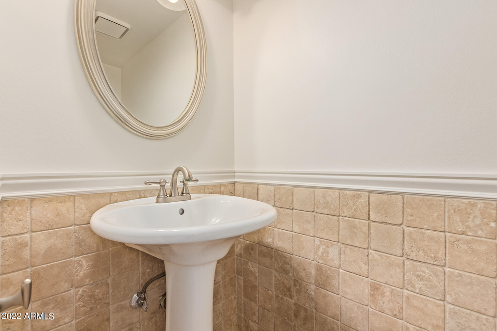 6937 E Osborn Road - Photo 10