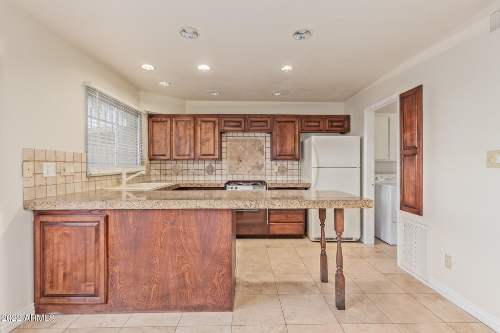 6937 E Osborn Road - Photo 6