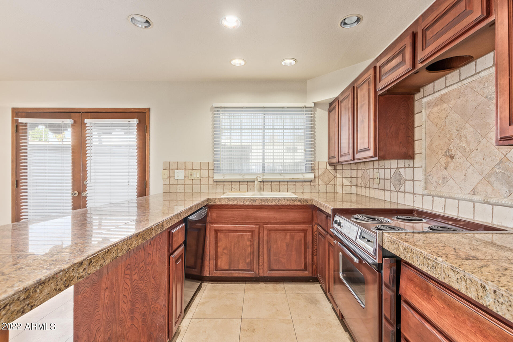 6937 E Osborn Road - Photo 9