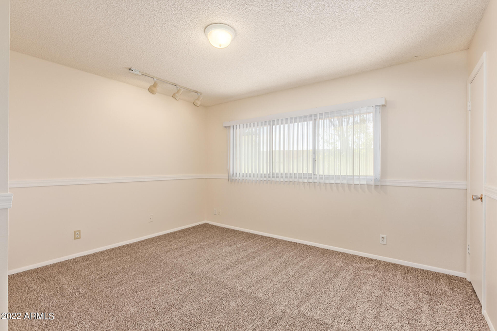 6937 E Osborn Road - Photo 16