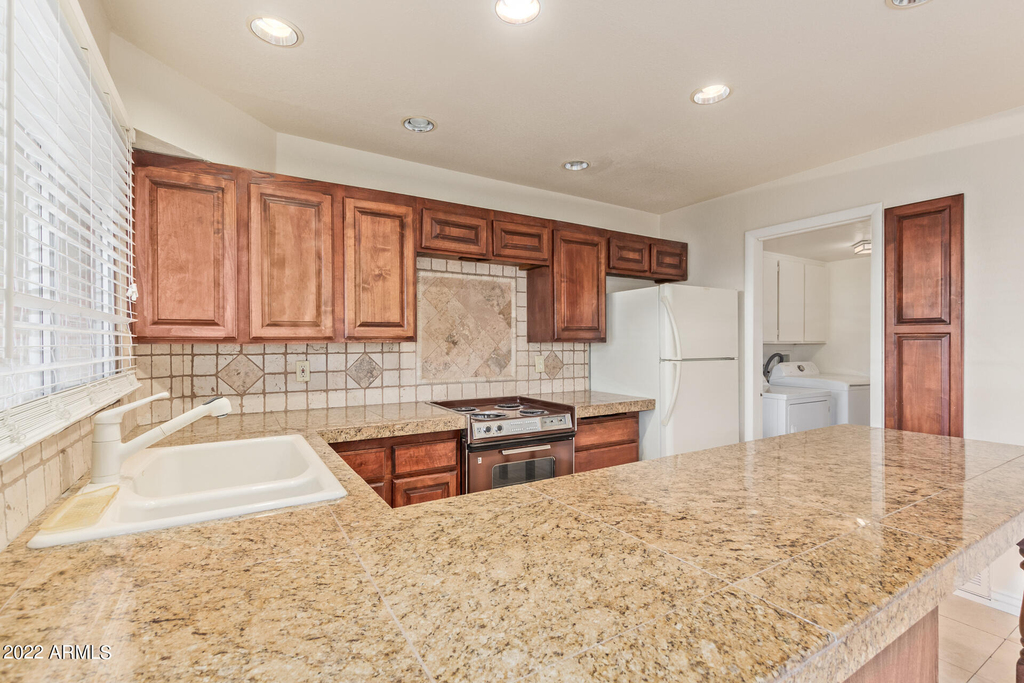 6937 E Osborn Road - Photo 8