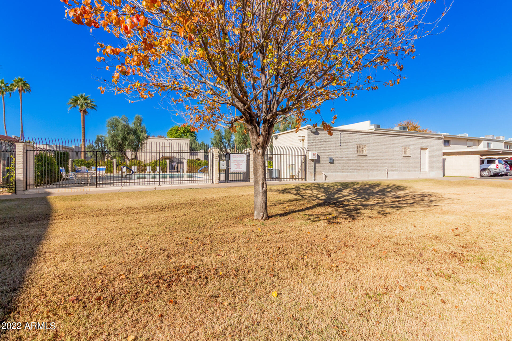 6937 E Osborn Road - Photo 20