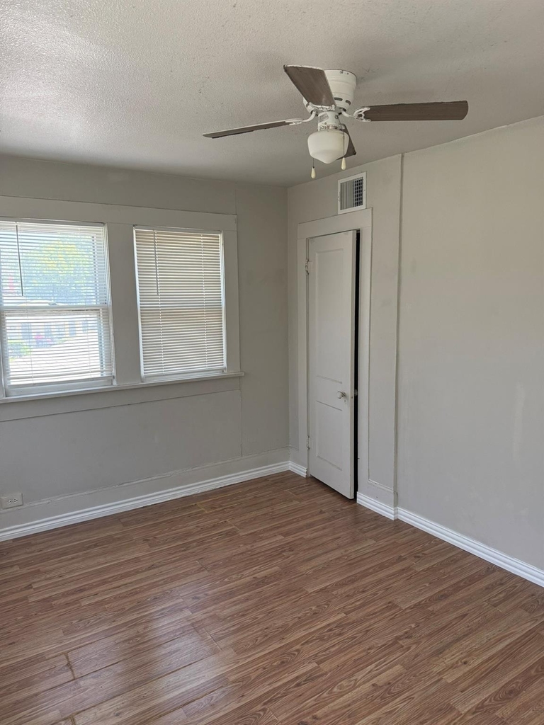 1104 E Richmond - Photo 9