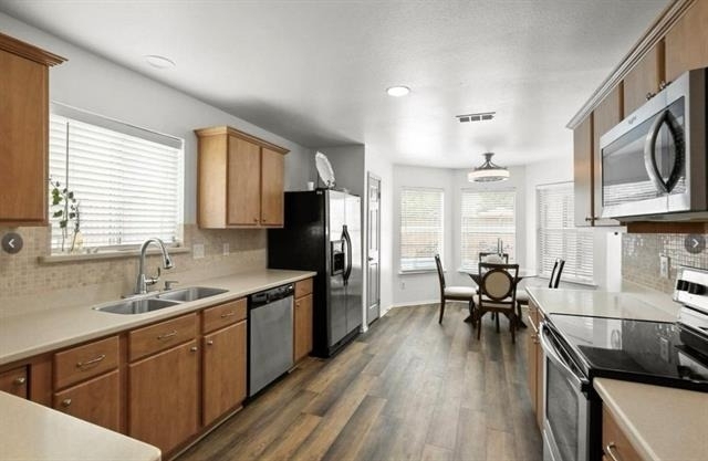 1805 Country Court - Photo 5