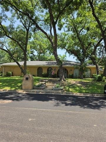 2517 Nantucket Drive - Photo 0