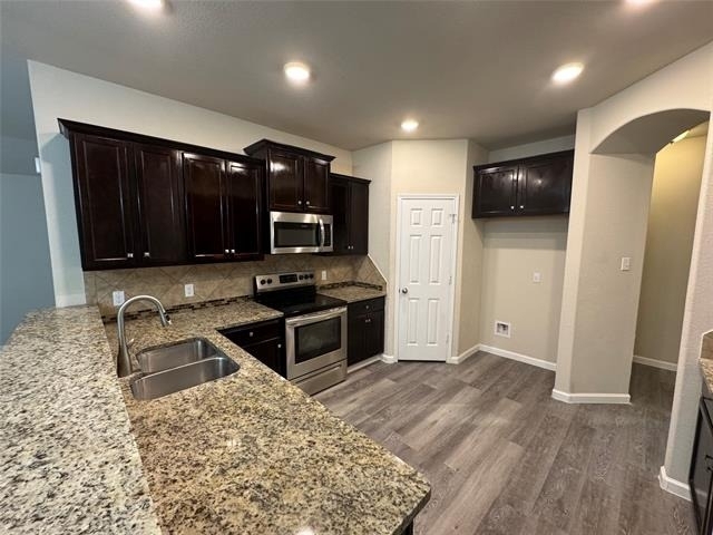 3020 Skinner Drive - Photo 4