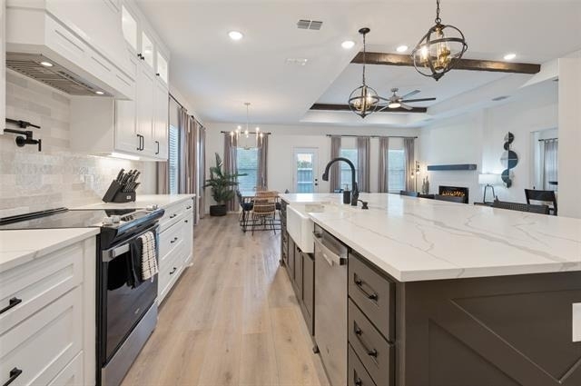 1805 Nomas Street - Photo 6