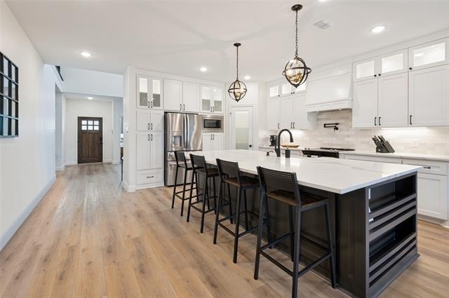 1805 Nomas Street - Photo 8