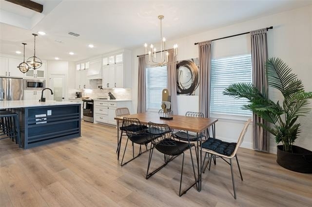 1805 Nomas Street - Photo 9