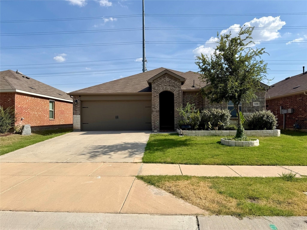 1408 Skyline Drive - Photo 0