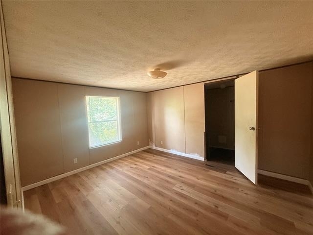 541 Simmons Way - Photo 4