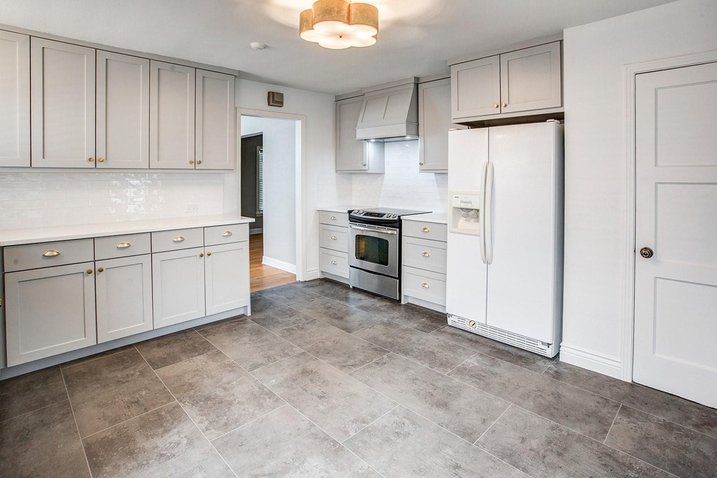 3233 Colgate Avenue - Photo 4