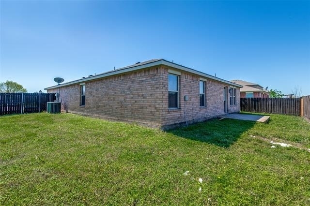 312 Stanford - Photo 25