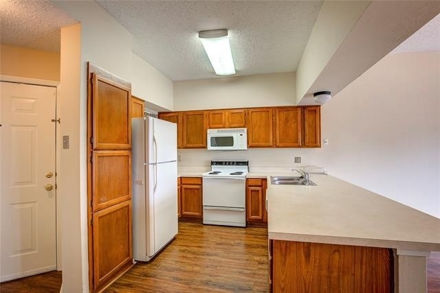 236 Henry M Chandler - Photo 4