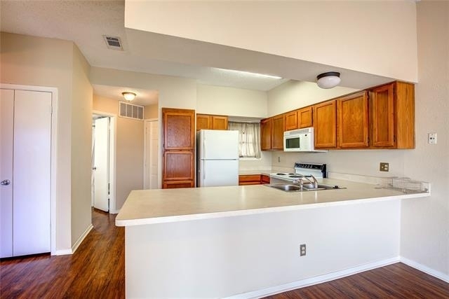 236 Henry M Chandler - Photo 5