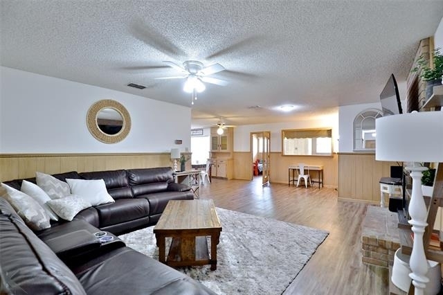 2810 Arrowhead Drive - Photo 1