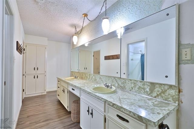 2810 Arrowhead Drive - Photo 14