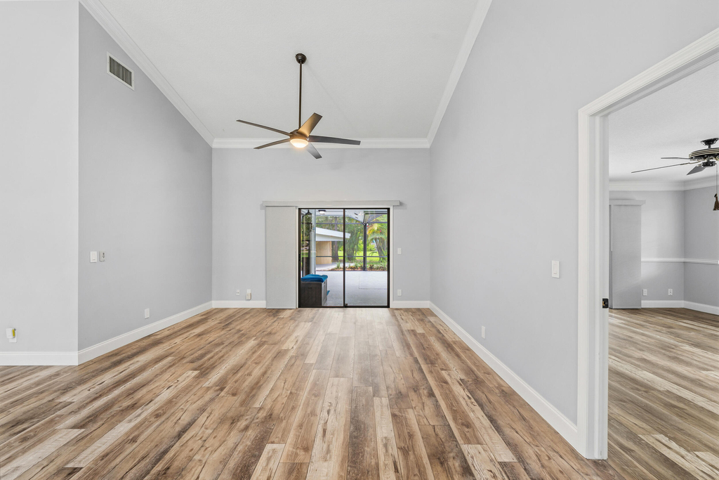 15833 118th Trail N - Photo 2