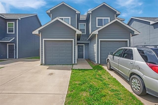 1608 Ash Crescent Street - Photo 1