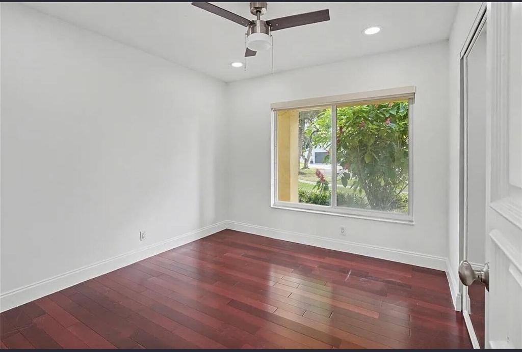 8619 Sw 51st Street - Photo 3