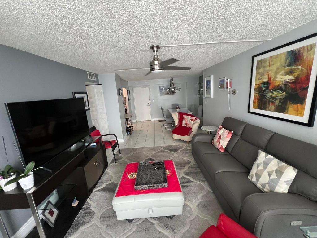 111 Briny Avenue - Photo 10